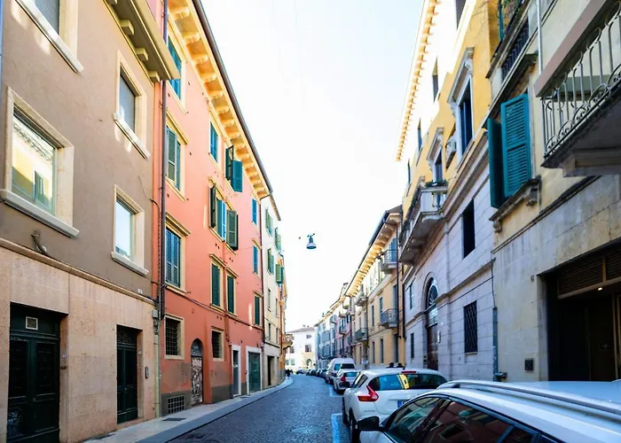 Mazzini Affittacamere 4*