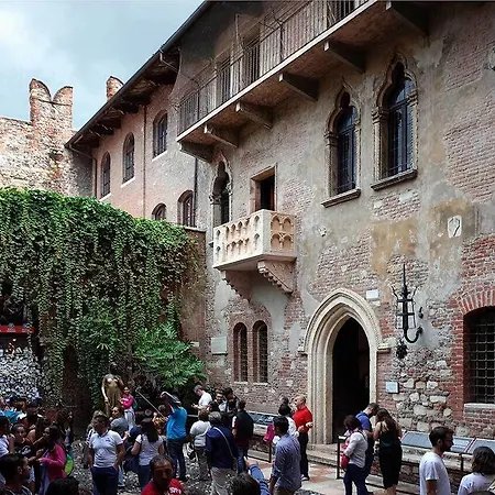 Mazzini 4* Verona